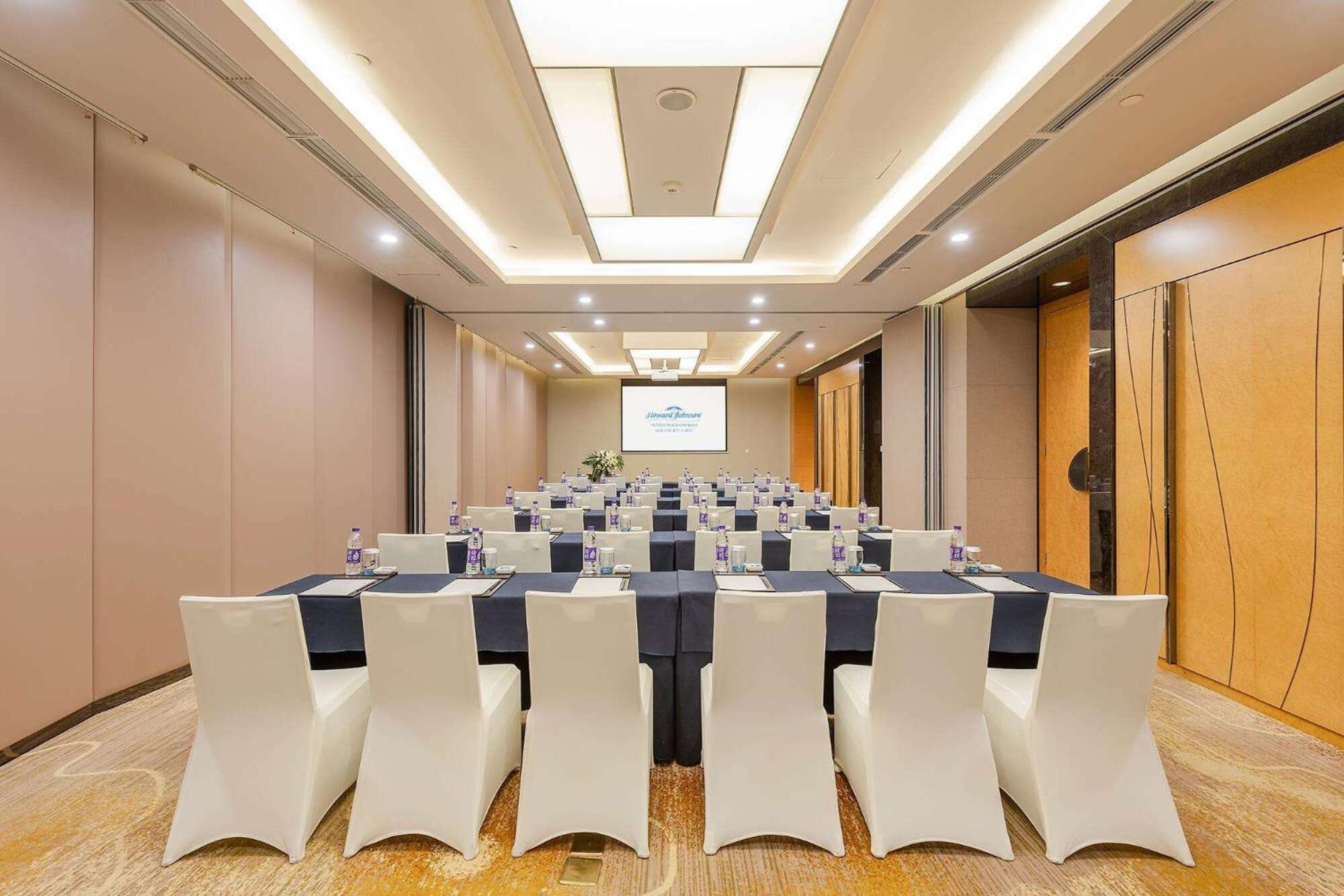 Howard Johnson Hi - Tech Plaza Chengdu Exterior foto